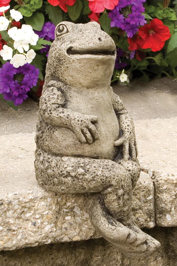 Howie Frog Garden Decor