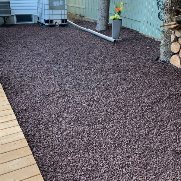 Black Mulch Edmonton Wood Bark Whyte Ave Landscape Supplies