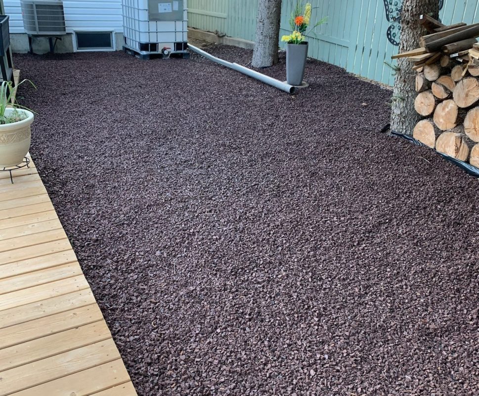 Black Rubber Mulch Whyte Ave Landscape Supplies