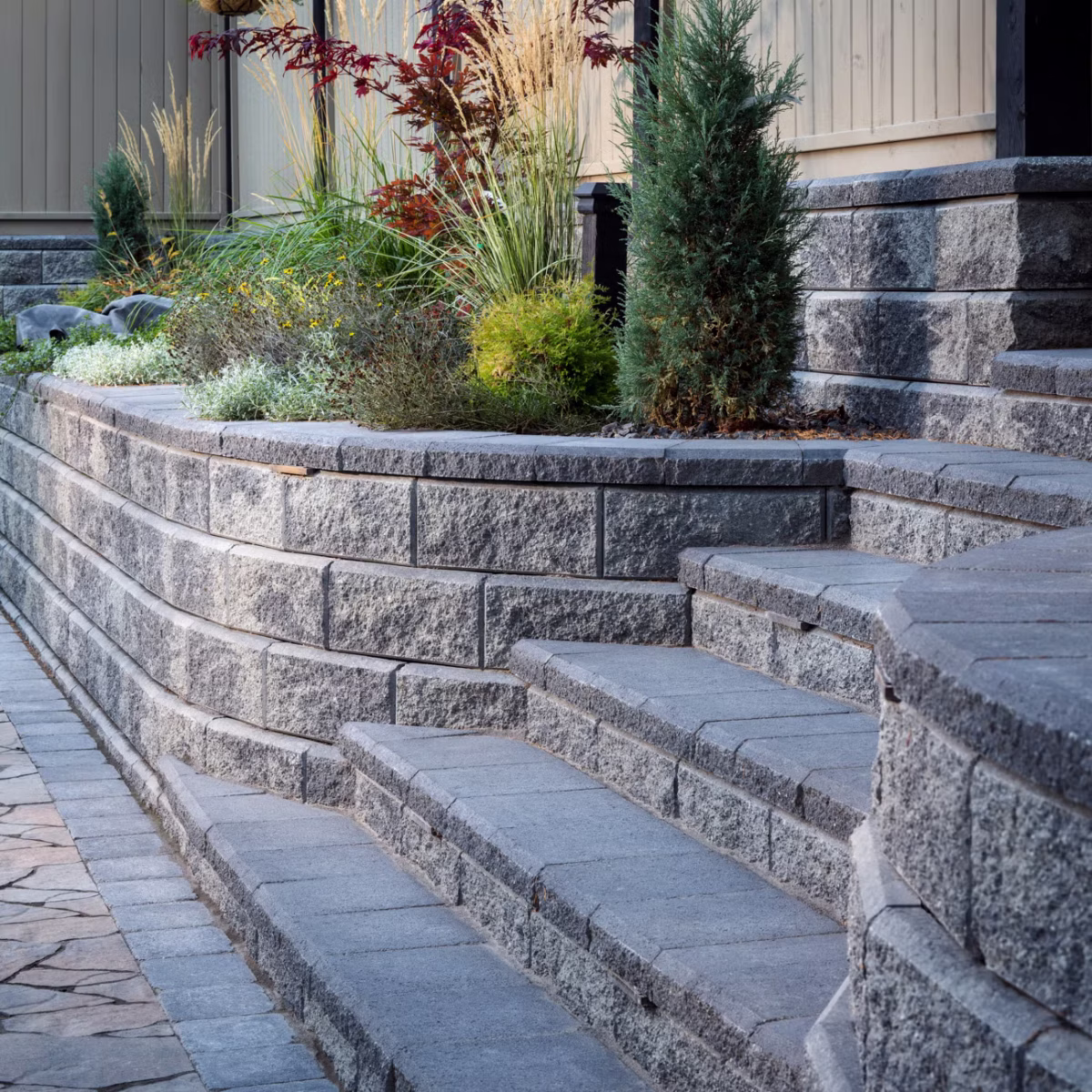 Allan Block AB Classic Collection Retaining Wall 1